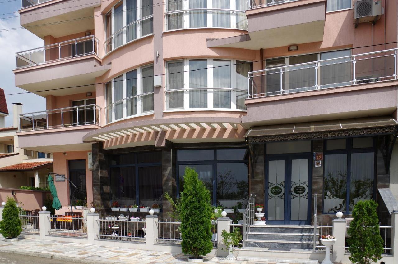 Kalina Family Hotel Burgas Esterno foto