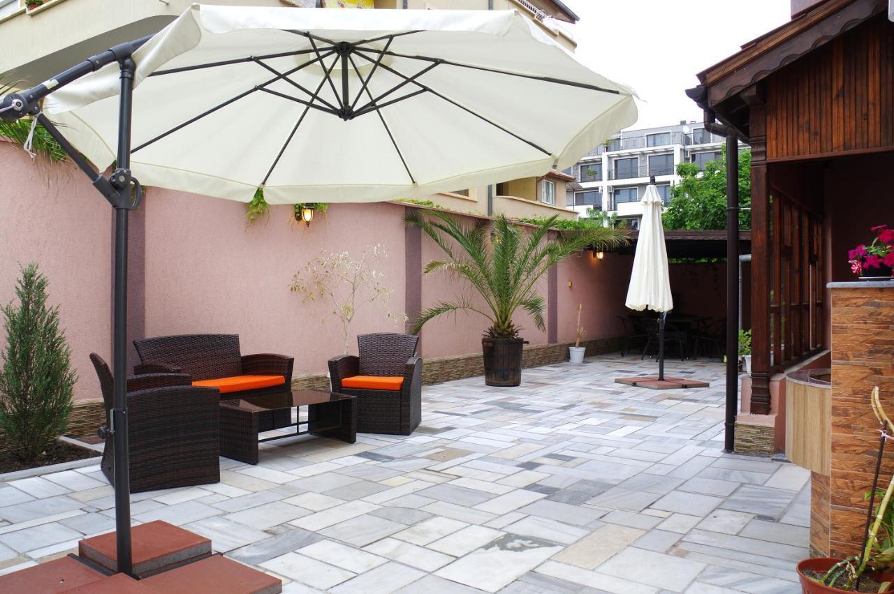 Kalina Family Hotel Burgas Esterno foto