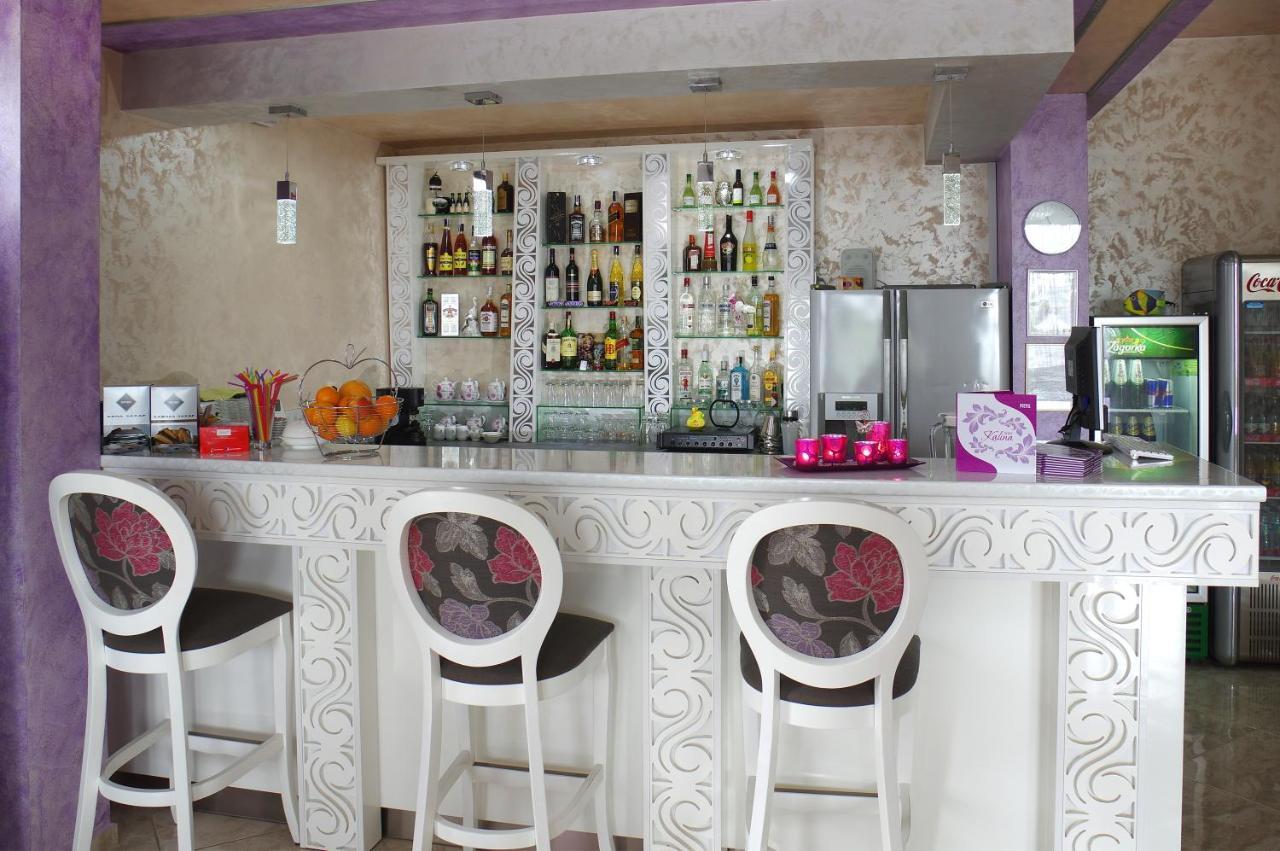 Kalina Family Hotel Burgas Esterno foto