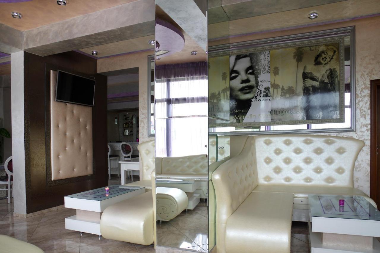 Kalina Family Hotel Burgas Esterno foto